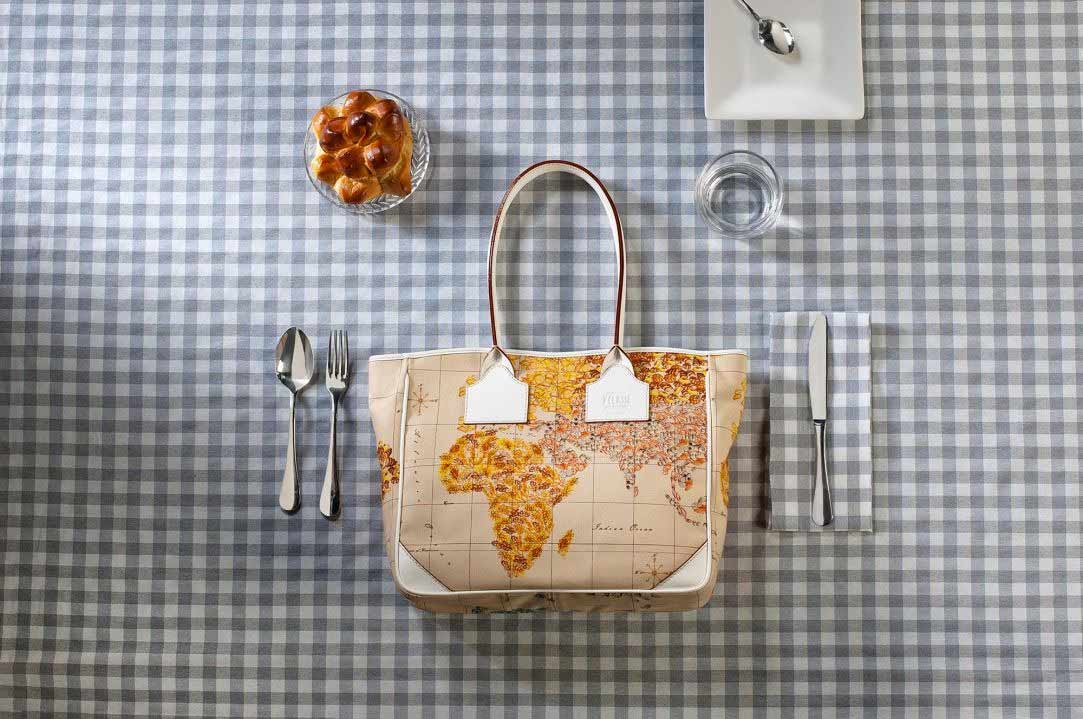 alviero-martini-prima-classe-limited-edition-rivisitazione-cartina-geo